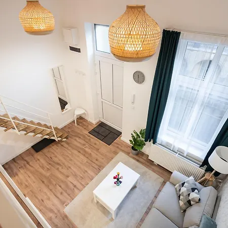 West Nest * Boedapest