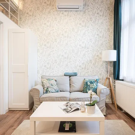 West Nest Budapest