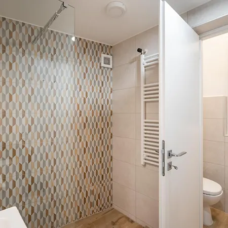 West Nest Daire Budapeşte