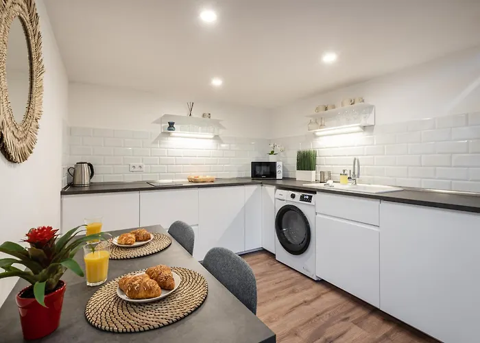 Apartament West Nest