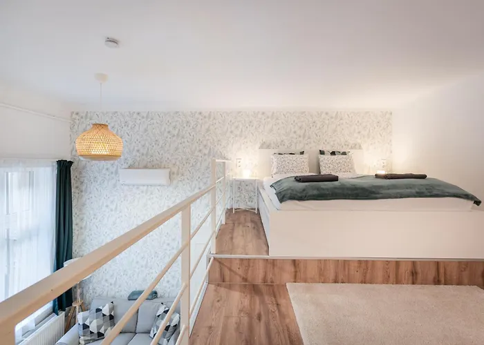 West Nest Apartament