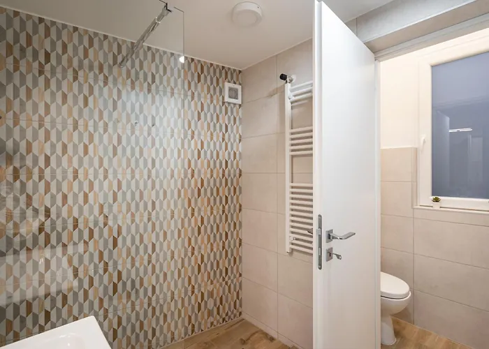 West Nest Apartment Budapest
