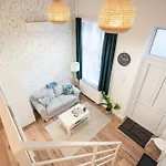 West Nest Apartament *
